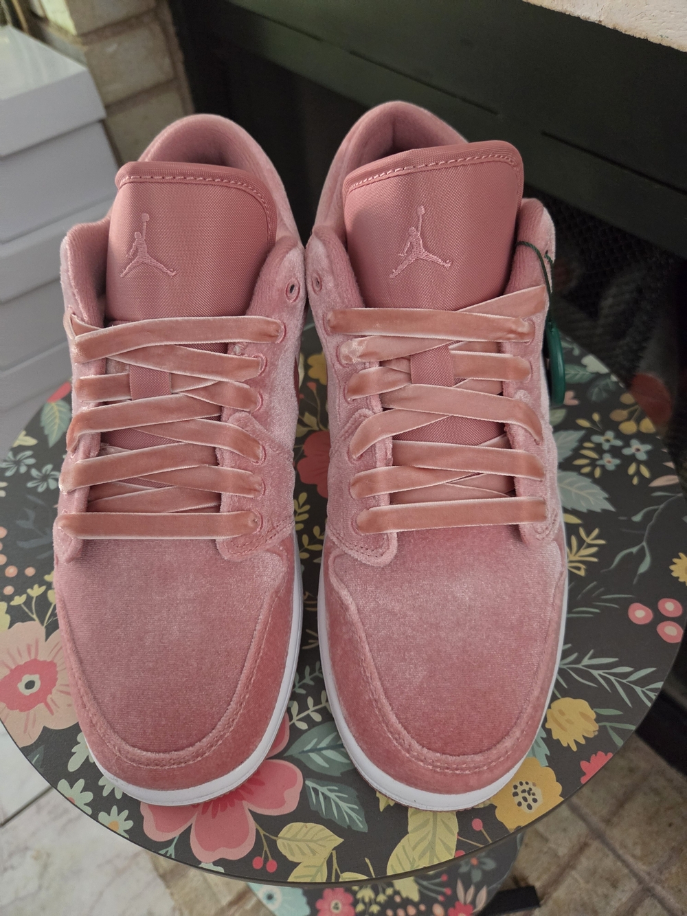 Brand New Air Jordan 1-low Pink Velvet